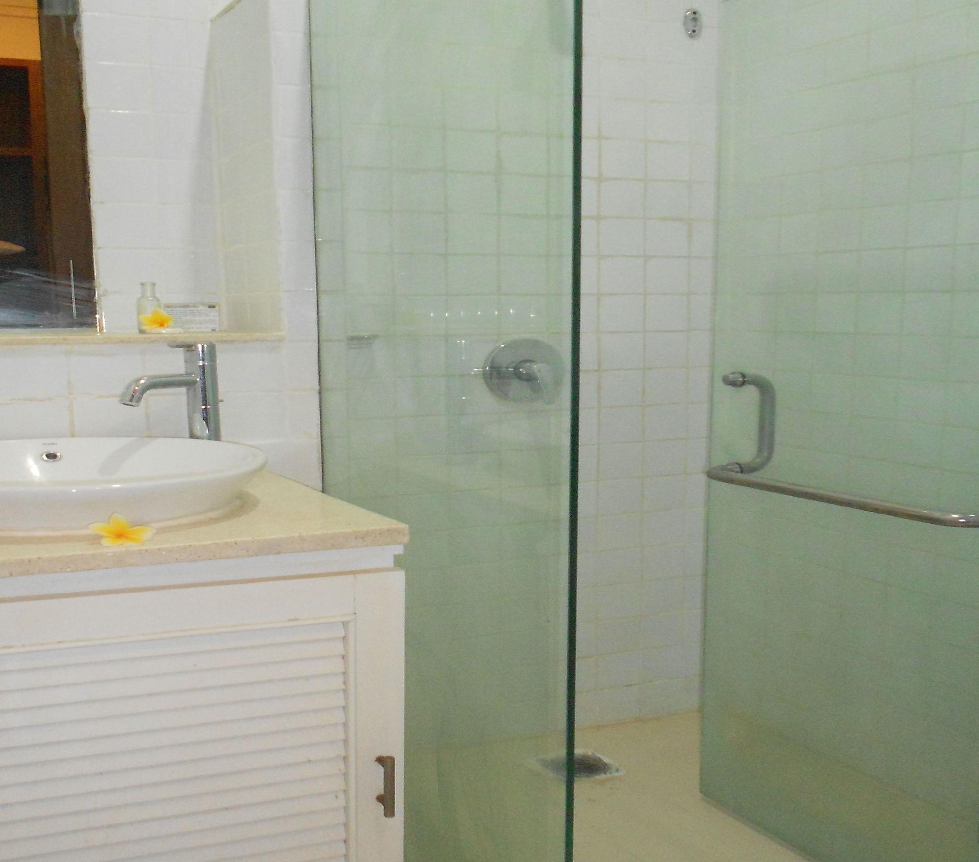 Capital O 93809 Wida Hotel Legian Dış mekan fotoğraf