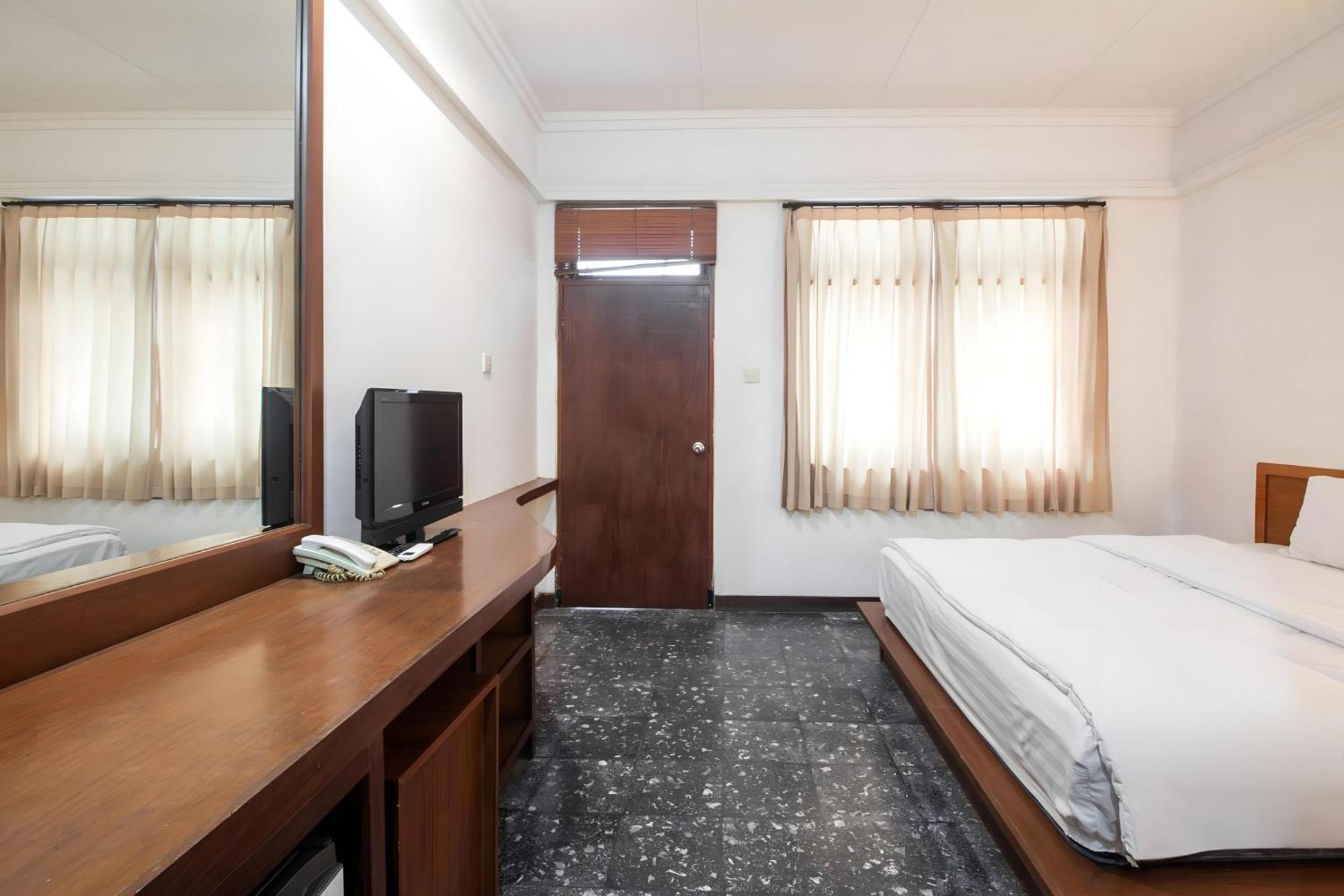 Capital O 93809 Wida Hotel Legian Dış mekan fotoğraf