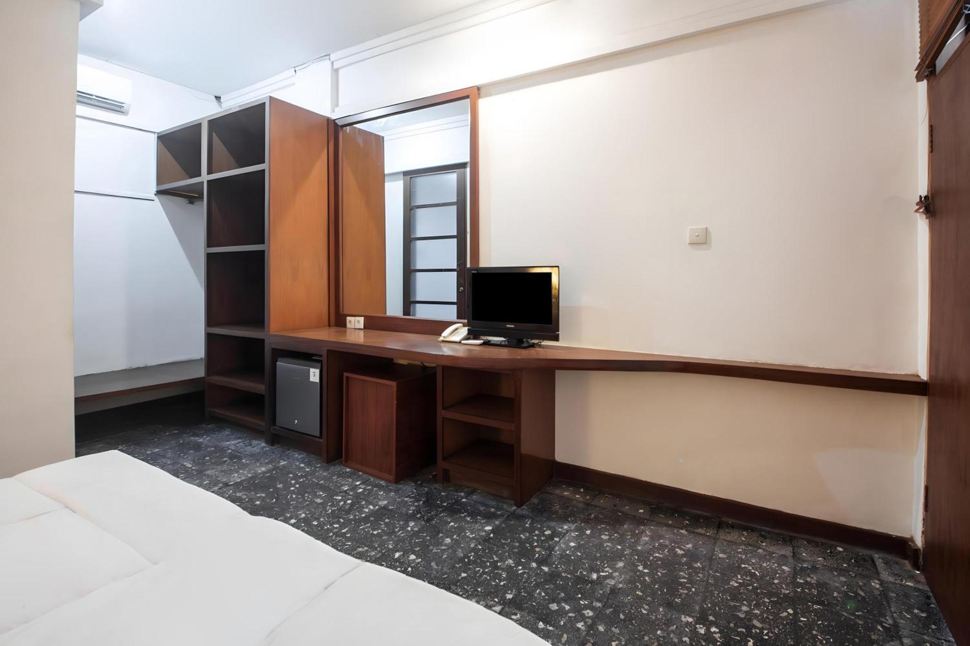 Capital O 93809 Wida Hotel Legian Dış mekan fotoğraf
