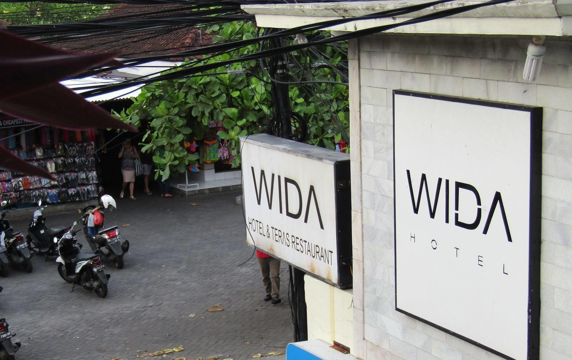 Capital O 93809 Wida Hotel Legian Dış mekan fotoğraf