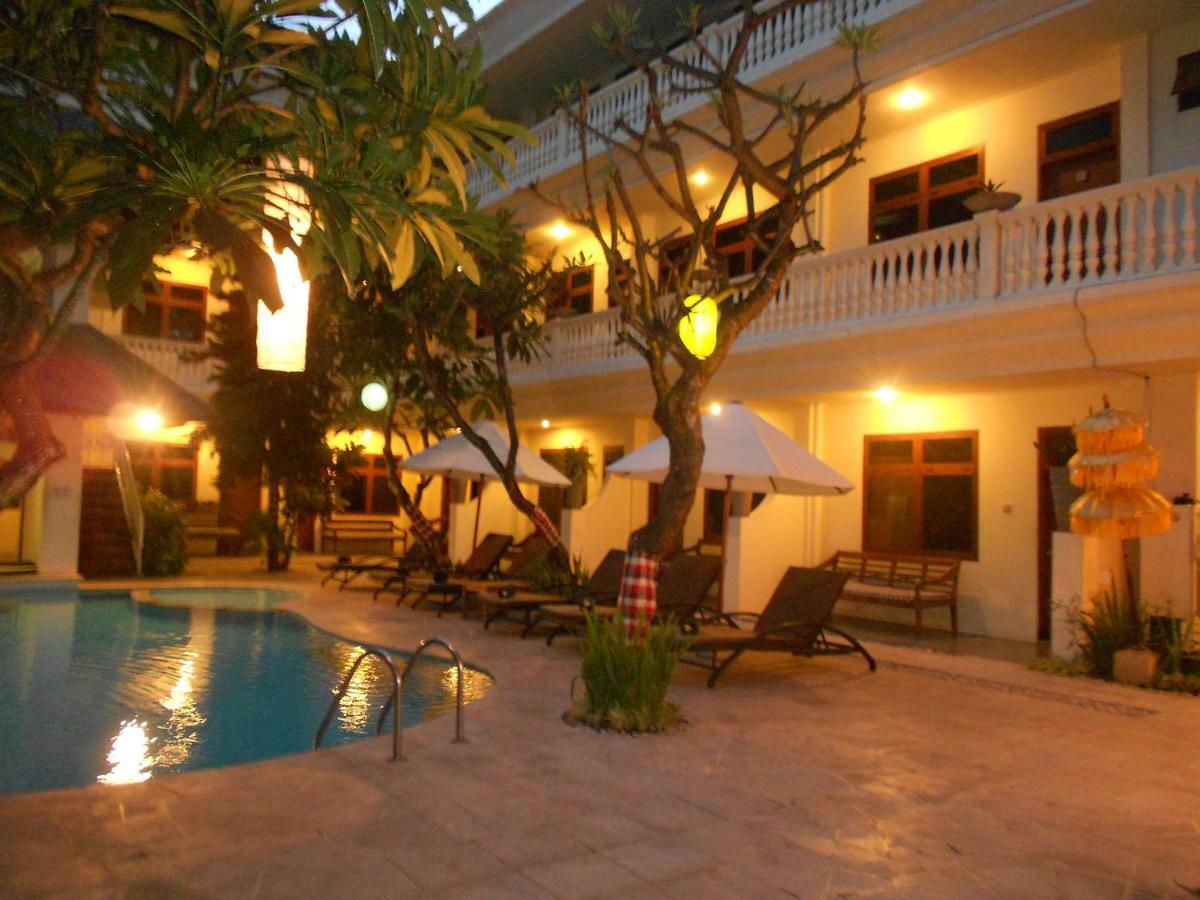 Capital O 93809 Wida Hotel Legian Dış mekan fotoğraf
