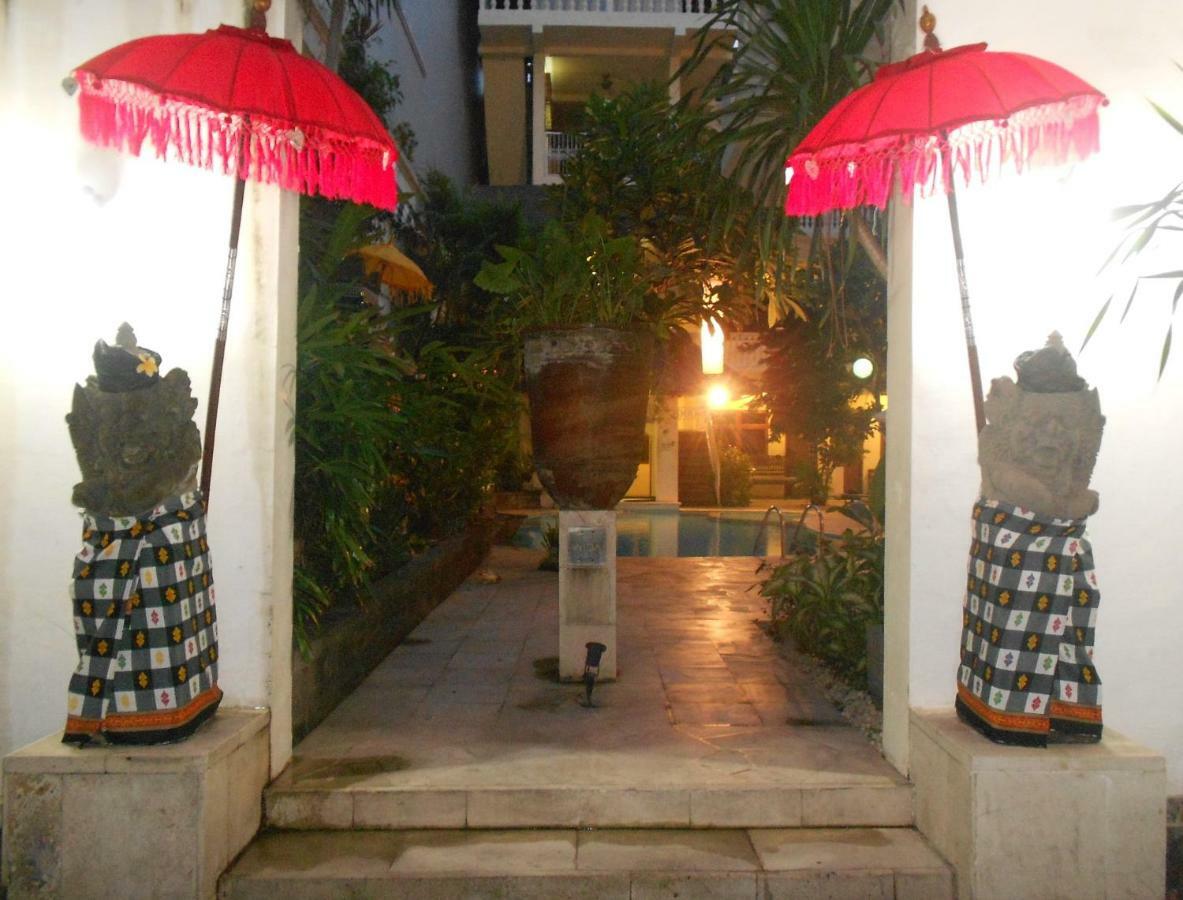 Capital O 93809 Wida Hotel Legian Dış mekan fotoğraf